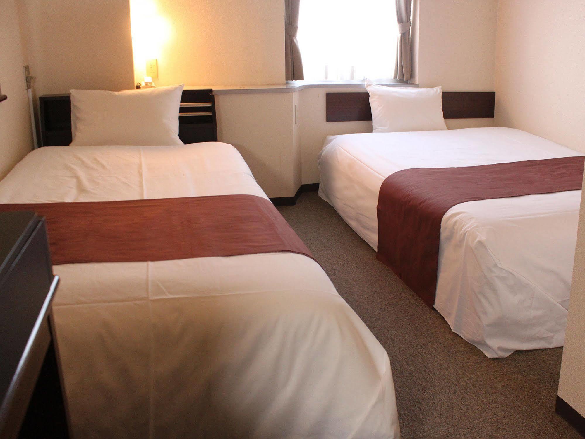 Hotel Livemax Budget Iyo Mishima Sikokucsuo Kültér fotó